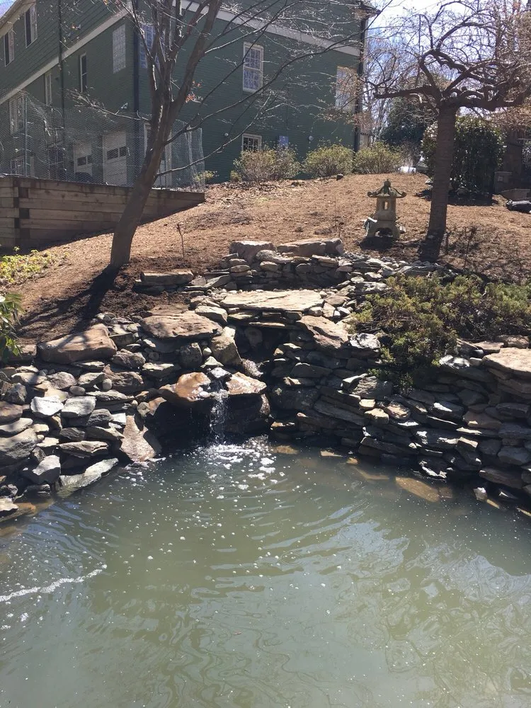 Expert lawn mowing service in Vienna, VA - Heidelberg Fountains & Ponds