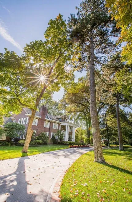 Professional lawn care service for residential properties in Kansas City, KS by Heinen Landscape & Irrigation L C