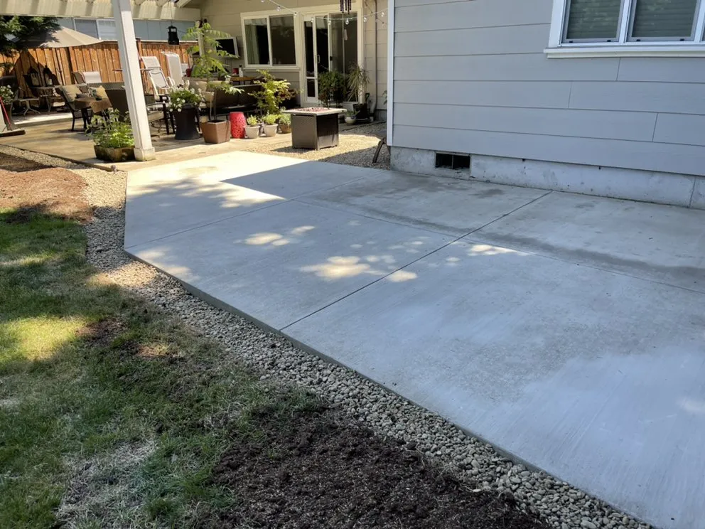 Trusted outdoor landscaping experts serving Eugene, OR - Helikson And Sons