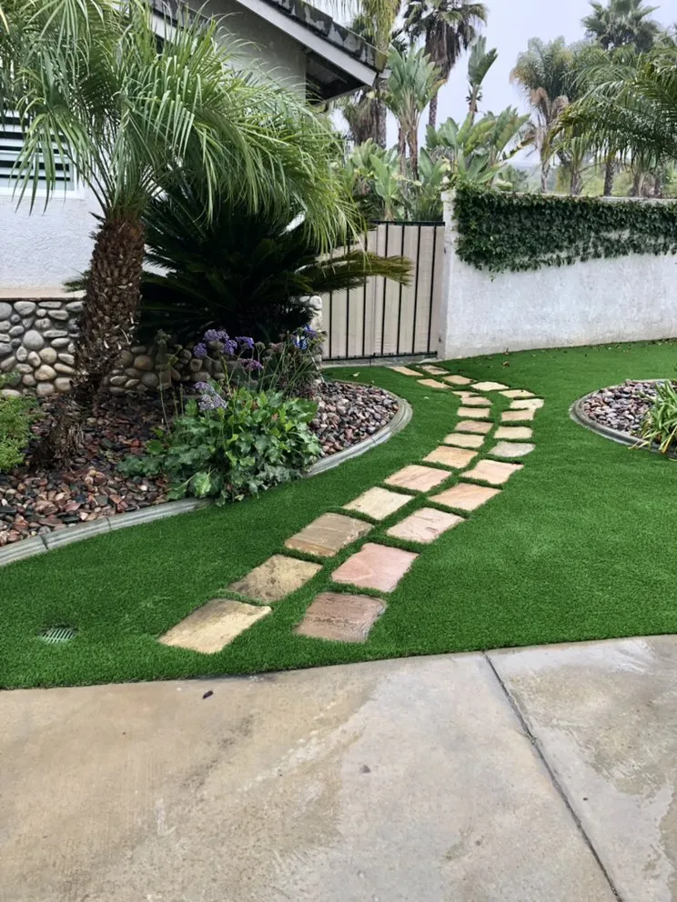 Affordable yard cleanup service experts serving Spring Valley, CA - Helix Dreamscapes