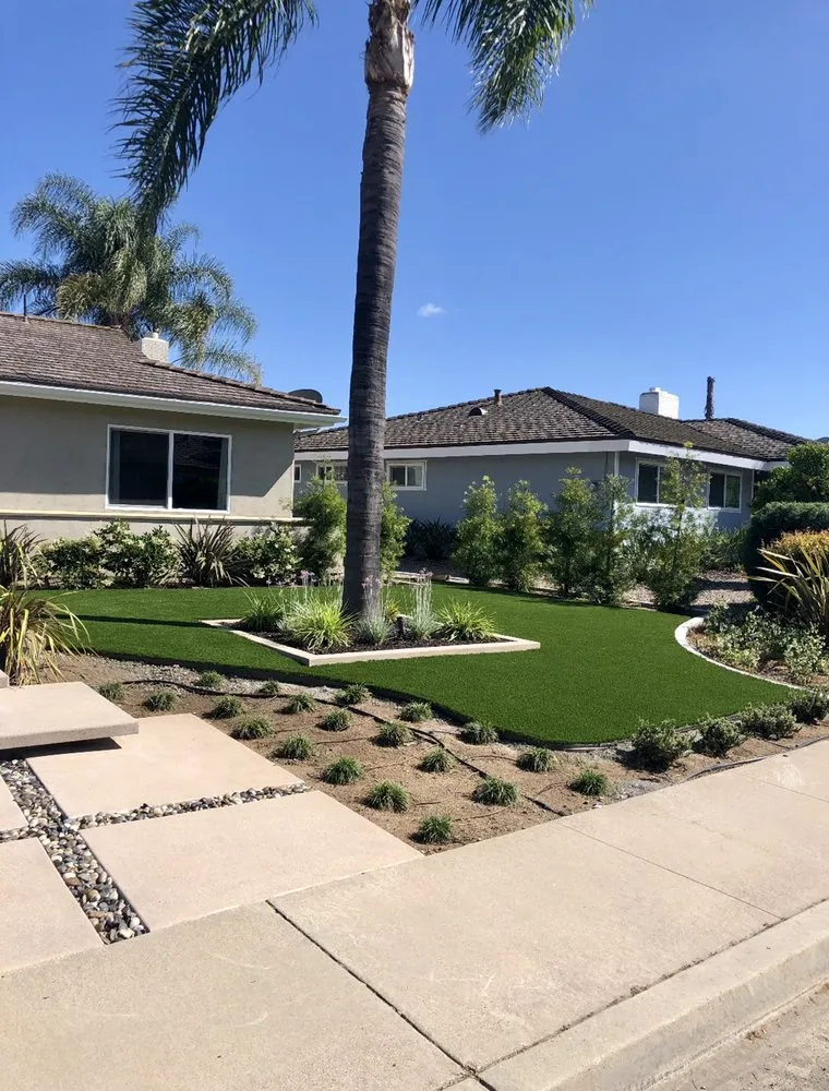 Local yard cleanup service in Spring Valley, CA by Helix Dreamscapes