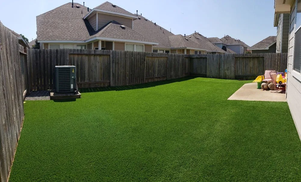 Expert landscaping services for homes in Highlands, TX by Helms Landscape Design