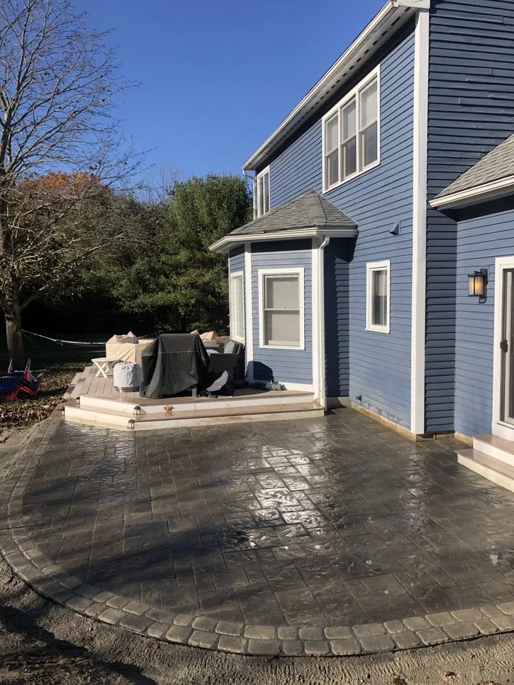 Affordable yard cleanup service for residential properties in Concord, NH by Helpers property maintenance