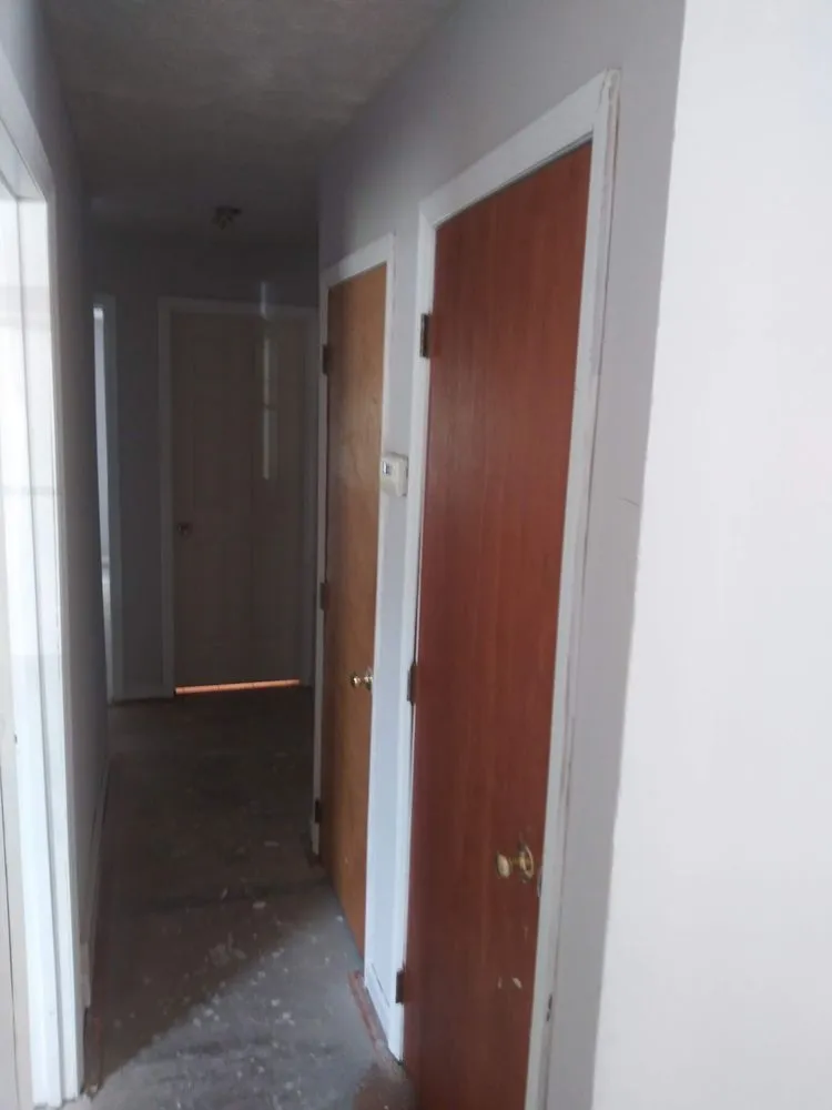 Expert garden landscaping experts serving Elyria, OH - Helping Hands All Season Services