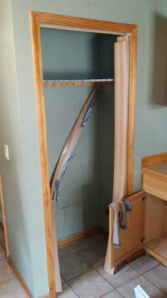 Professional garden landscaping in Elyria, OH by Helping Hands All Season Services