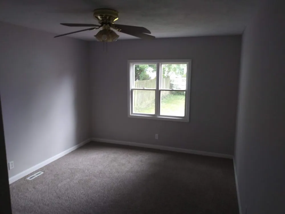 Reliable residential landscaping in Elyria, OH by Helping Hands All Season Services