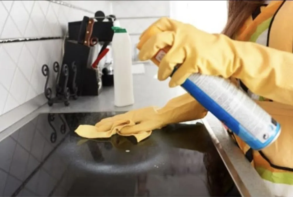 Top-rated yard maintenance in Hamilton, OH by Helping Hands Cleaning and Lawn