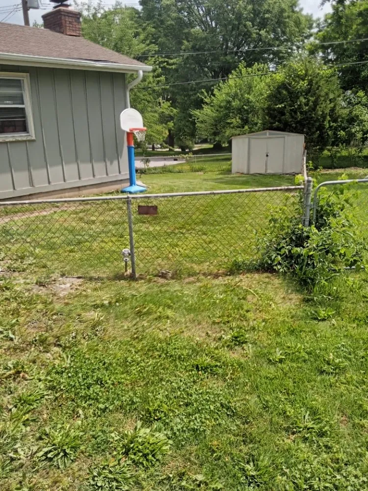 Professional outdoor landscaping in KANSAS CITY, MO by Helping Hands Lawn Care