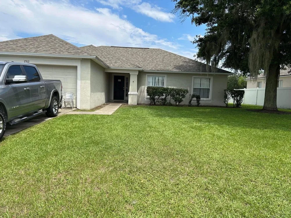 Expert landscaping services in Auburndale, FL - Helping Hands Lawn Service