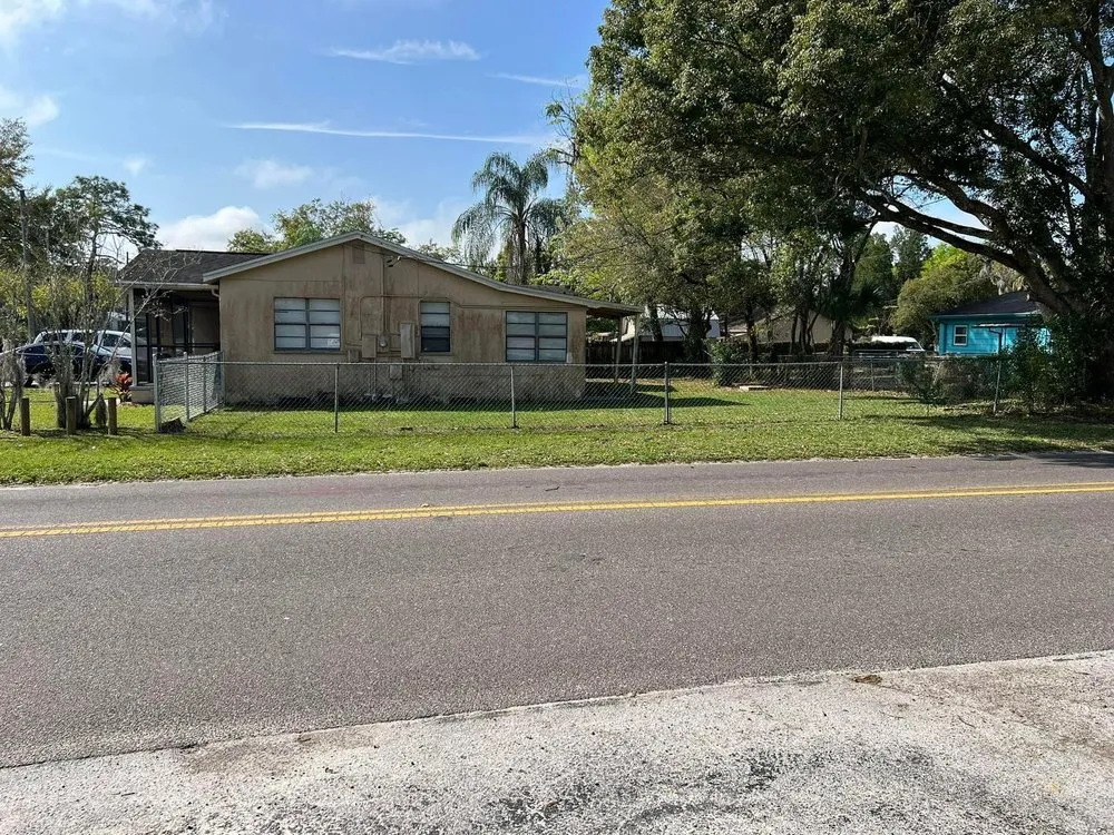 Reliable landscape installation for beautiful yards in Auburndale, FL by Helping Hands Lawn Service