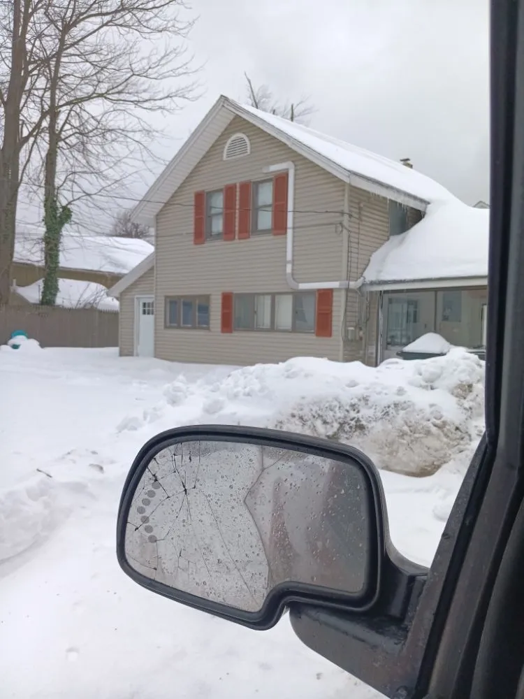 Local outdoor landscaping experts serving Ashtabula, OH - Helping Hands Property Maintenance