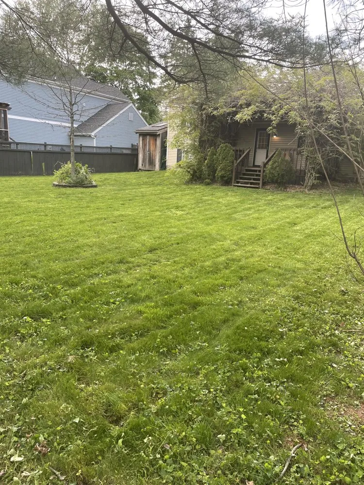 Professional garden landscaping in Hilliard, OH by Helton Lawn