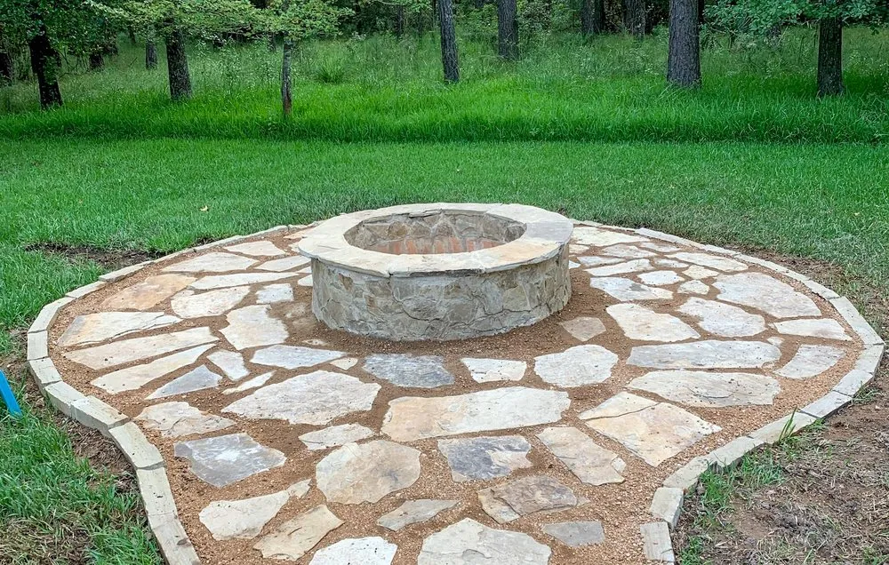 Expert landscaping services for homes in The Woodlands, TX by Hemmen Services