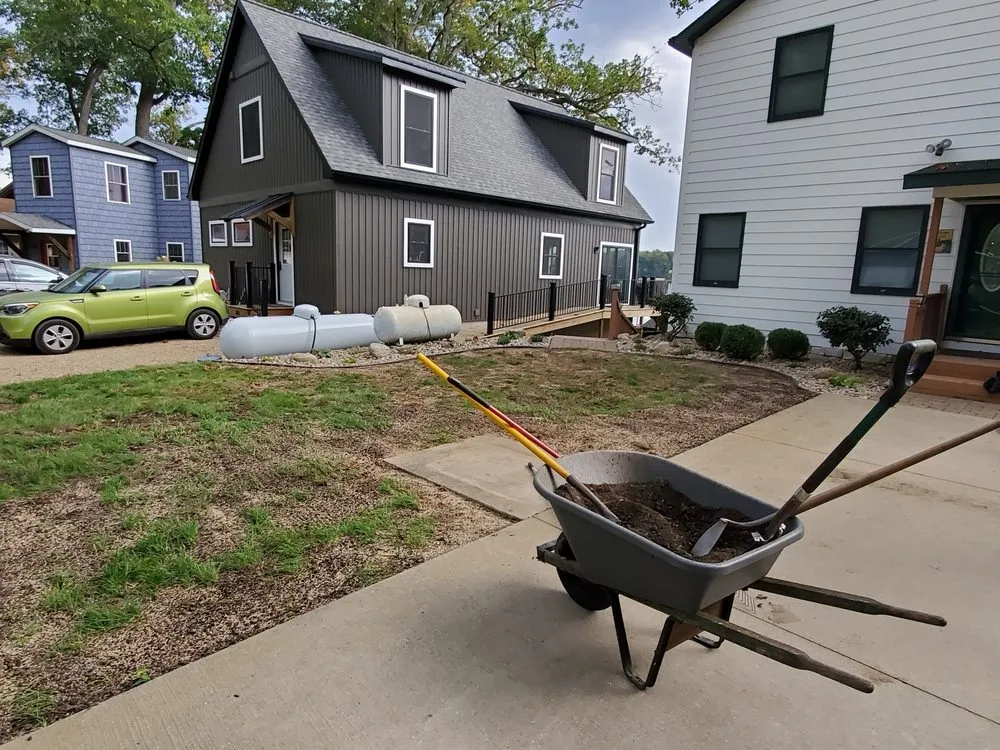 Custom yard cleanup service in Portage, MI - Hemstreet landscaping