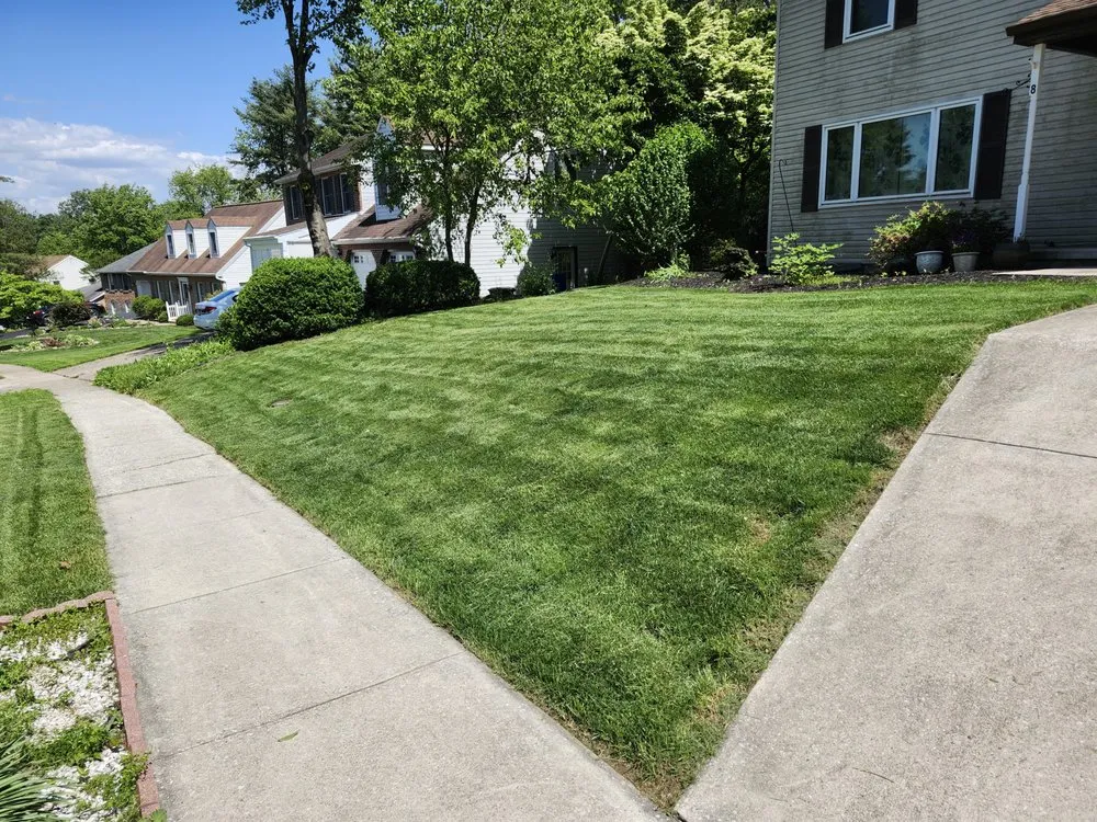 Local lawn mowing service in Harrisburg, PA - Henderson's Lawncare & Remodeling Service