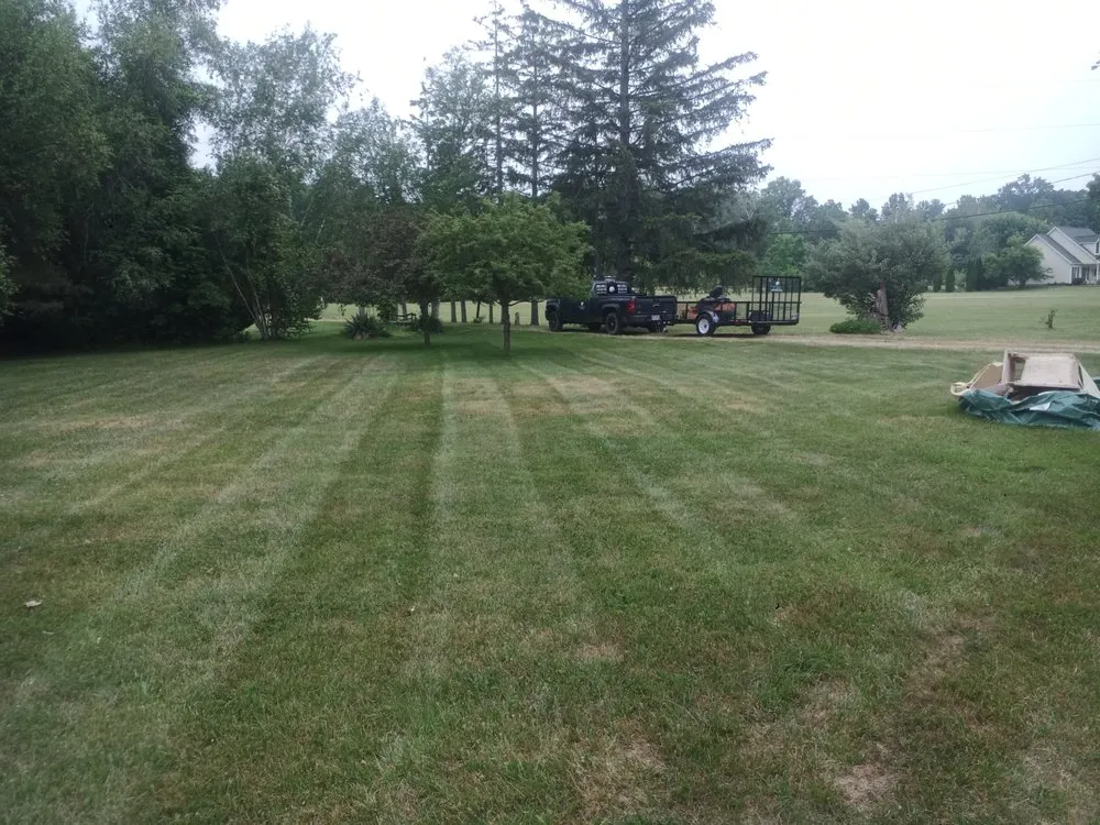 Top-rated landscaping services in Elyria, OH by Hendricks Mowing