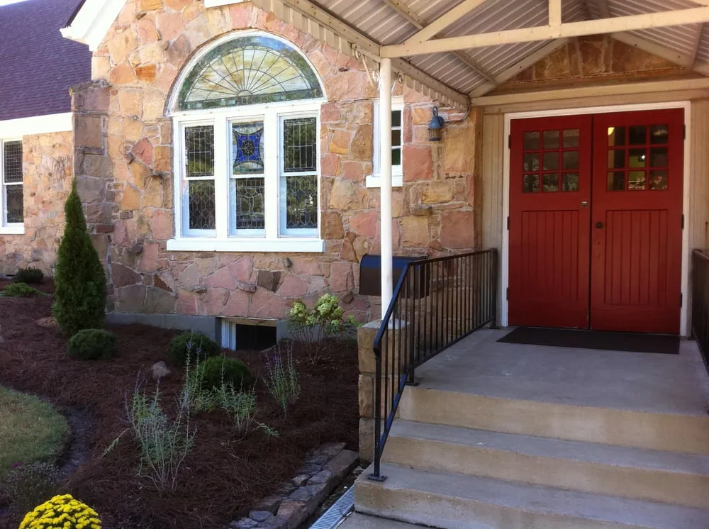 Reliable lawn care service for outdoor upgrades across Nesbit, MS - Hendrix Landscaping Services