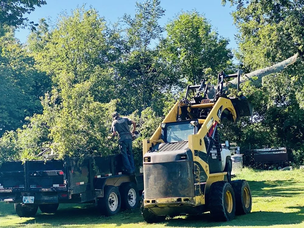 Reliable residential landscaping experts serving Thackerville, OK - Hendrixson Tree Service