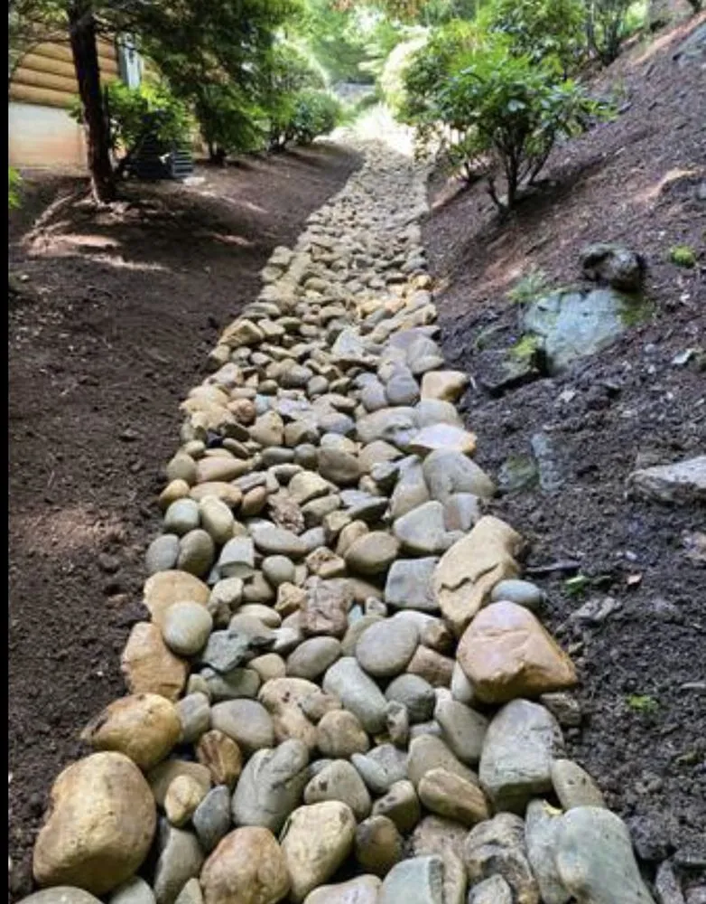 Affordable landscape design experts serving Waynesville, NC - Henley Hardscapes