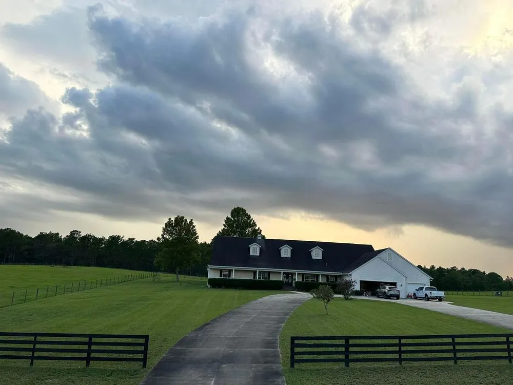 Affordable landscape design experts serving Lecanto, FL - Henleys Lawn And Landscaping