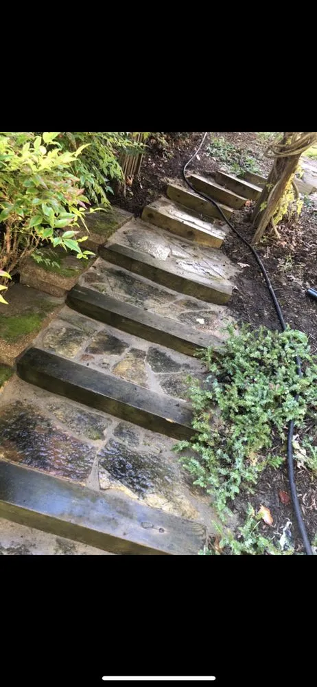 Professional landscape design experts serving Cross Junction, VA - Henriques Landscapes