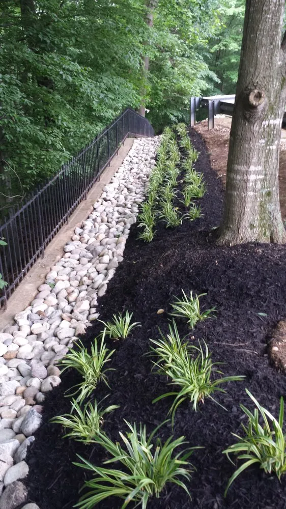 Reliable landscape installation experts serving Damascus, MD - Henriquez Landscaping