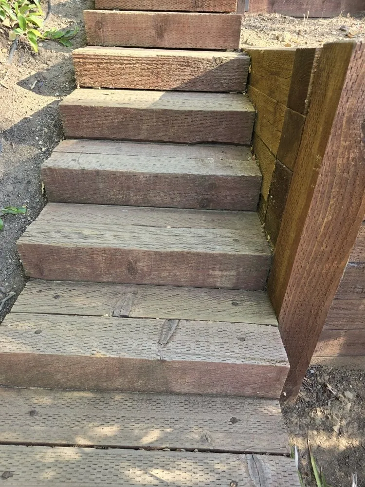 Top-rated garden landscaping in Reseda, CA - Henriquez Landscaping