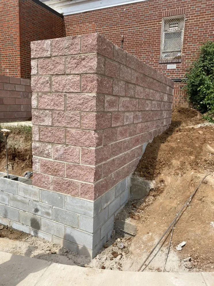 Trusted lawn care service in Fairmount Heights, MD - Henriquez Mansory