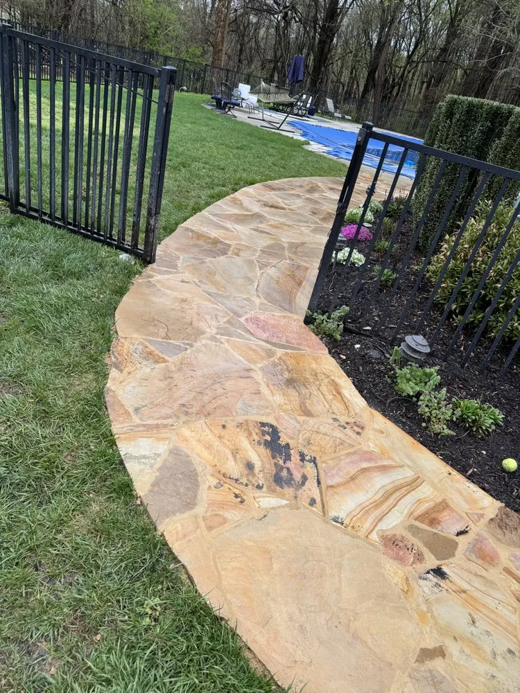 Professional yard maintenance with custom design across Fairmount Heights, MD - Henriquez Mansory