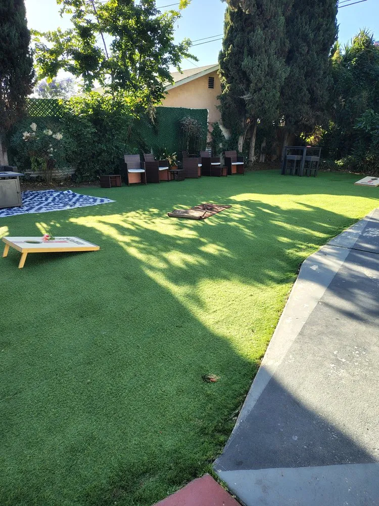 Custom lawn mowing service for residential properties across Los Angeles, CA - Henry Gardening