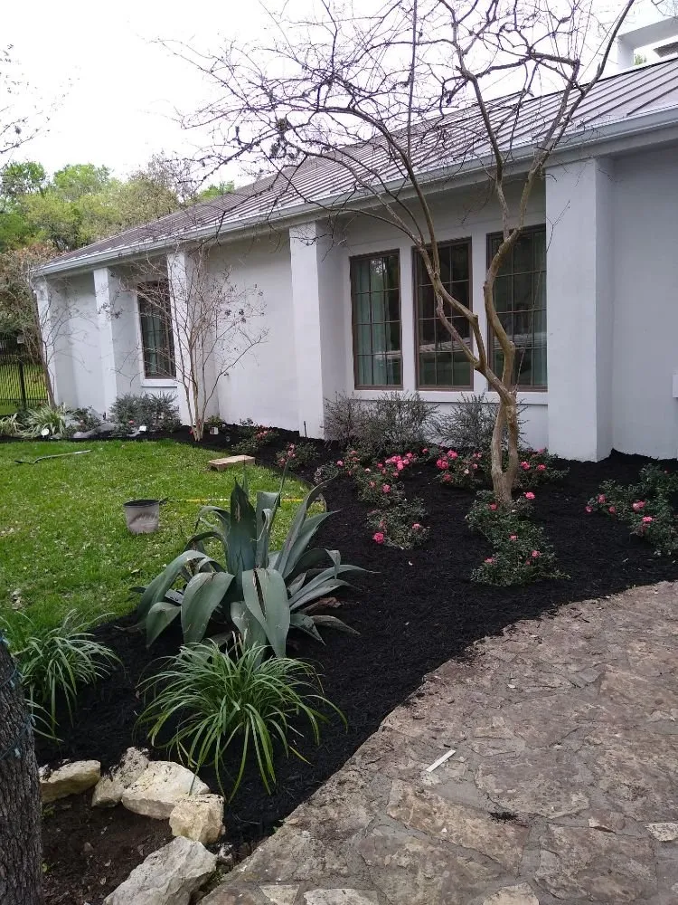 Custom landscape installation in San Antonio, TX - Henry Giraldo Lawn Services