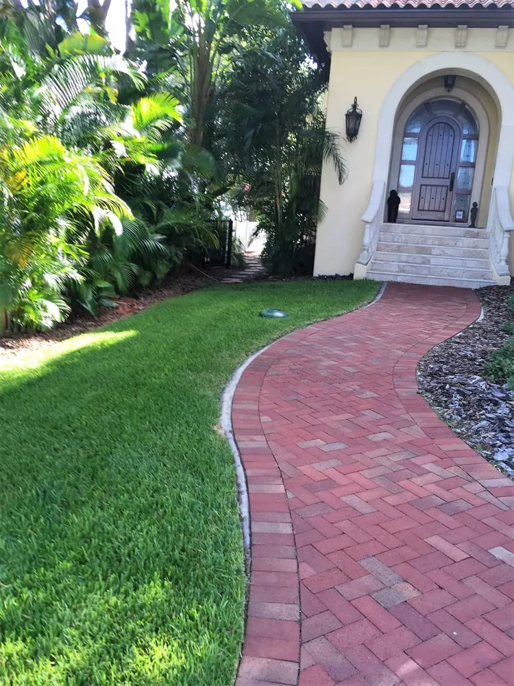 Trusted landscaping services in Largo, FL - Henry G's Lawn Care & Landscaping
