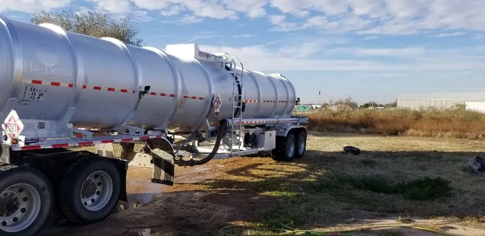 Professional outdoor landscaping experts serving Seagraves, TX - Henry Lawn Service And Mobile Wash