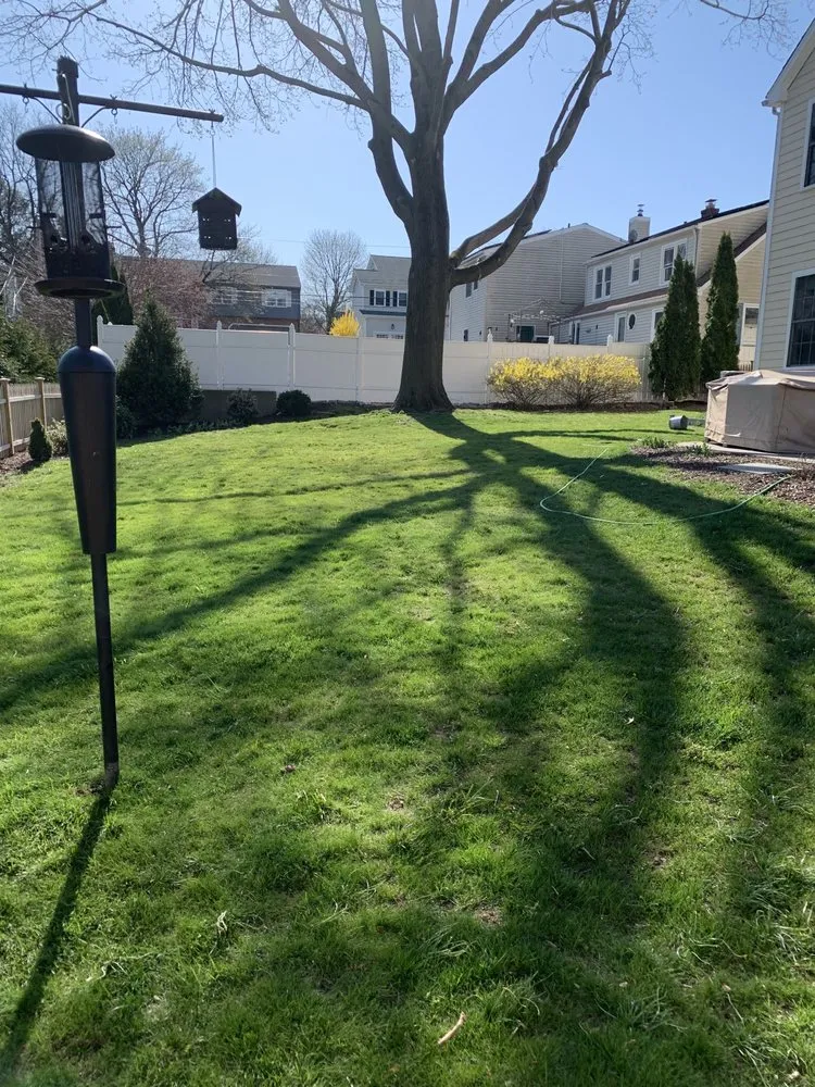 Affordable lawn care service experts serving Fairfield, CT - Henry Rodriguez LLC