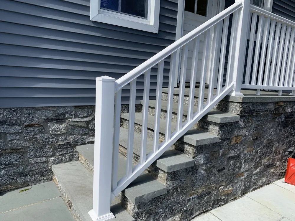 Custom lawn mowing service experts serving Fairfield, CT - Henry Rodriguez LLC