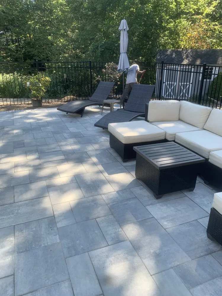 Reliable garden landscaping for residential properties across Fairfield, CT - Henry Rodriguez LLC