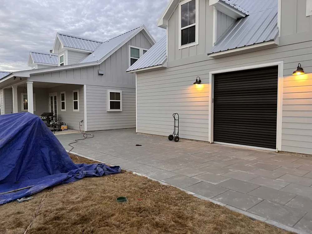 Top-rated yard cleanup service experts serving Cleveland, TX - Henry’s Houston Greens