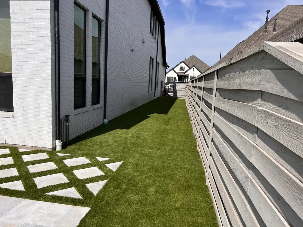 Top-rated lawn mowing service experts serving Cleveland, TX - Henry’s Houston Greens