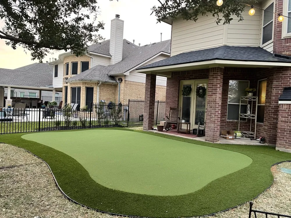 Reliable yard maintenance in Cleveland, TX - Henry’s Houston Greens