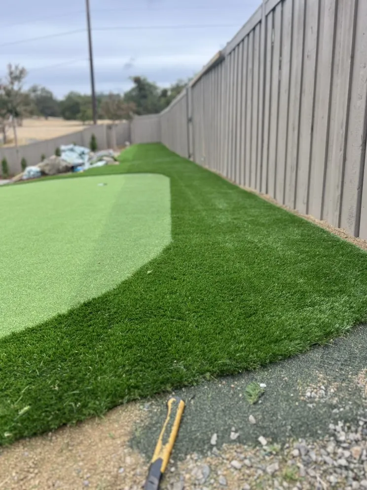 Top-rated landscape design for year-round maintenance in Medford, OR by Henry’s Landscape