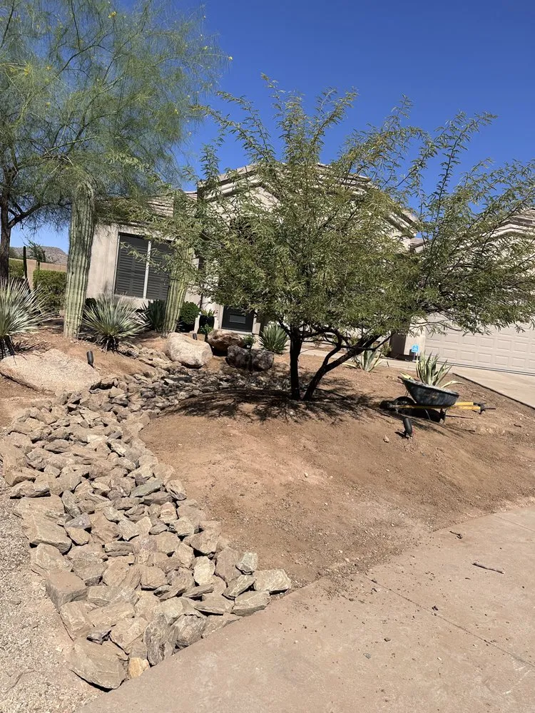 Expert garden landscaping for homes in Gilbert, AZ by Henry’s Landscaping