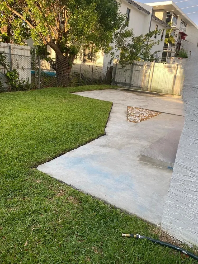 Local residential landscaping experts serving Miami, FL - Henrys Landscaping