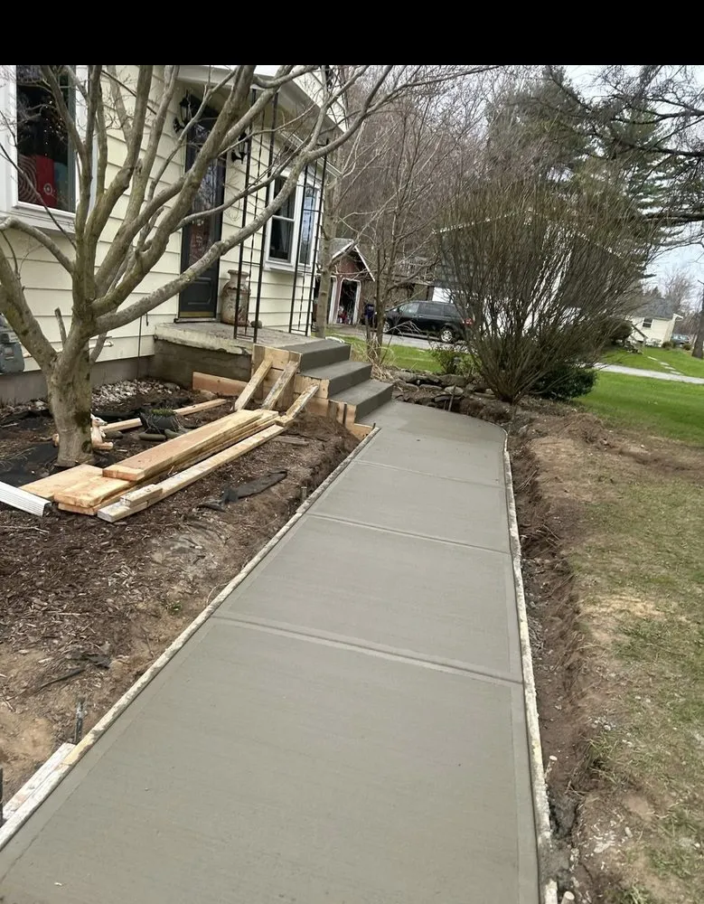 Trusted lawn mowing service experts serving Oneida, NY - Henry's Property Maintenance