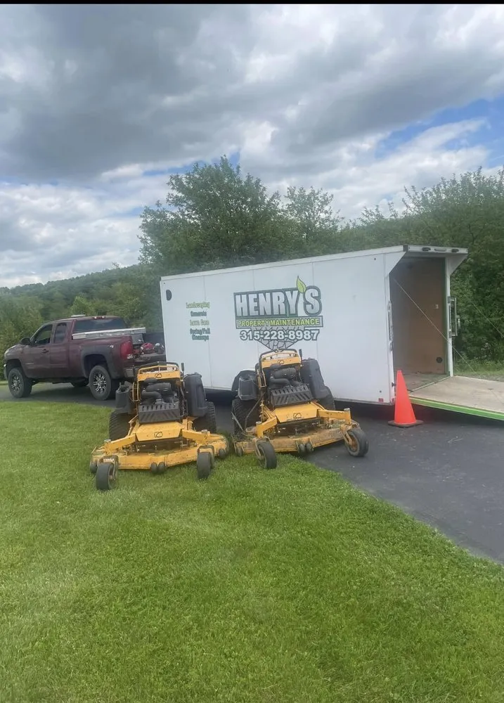 Custom outdoor landscaping experts serving Oneida, NY - Henry's Property Maintenance