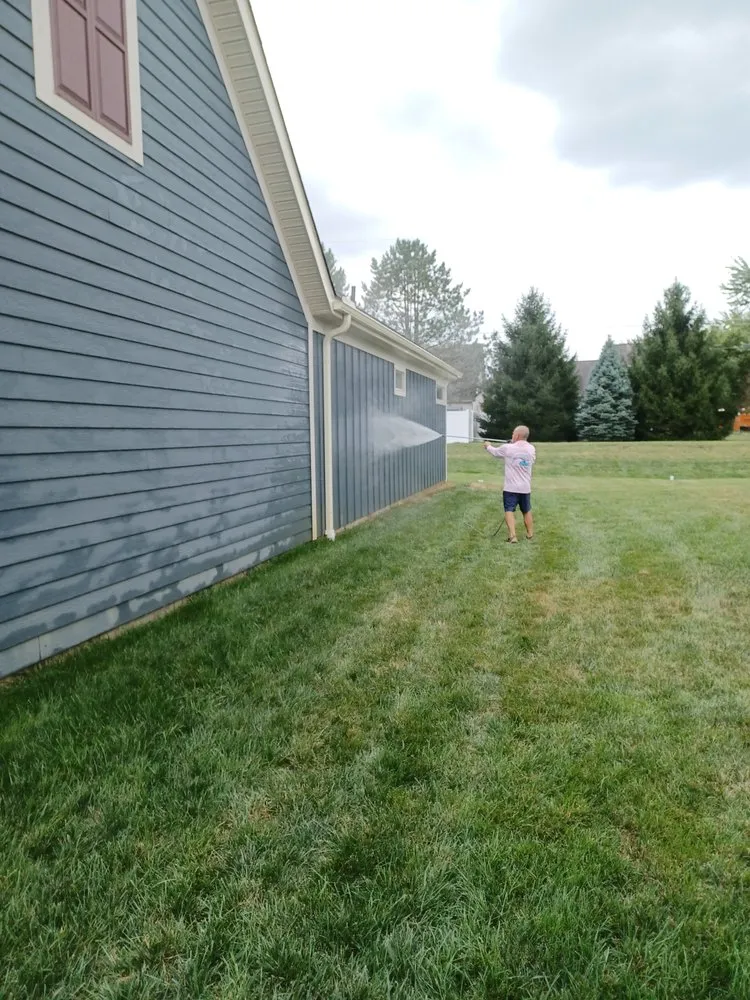 Custom landscaping services in Centerburg, OH by Henson Family Construction