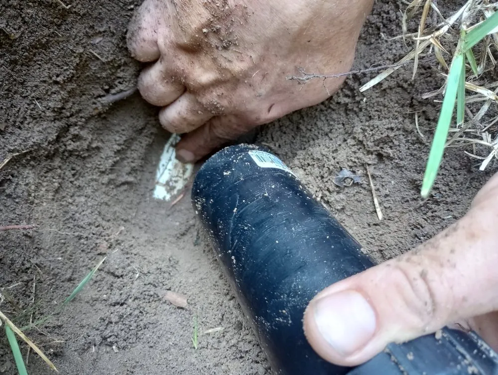 Local yard cleanup service for beautiful yards in Forsyth, GA by Henson Proscapes