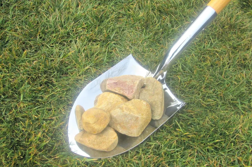 Top-rated residential landscaping experts serving Pineville, NC - Hensons' Inc. Mulch & More