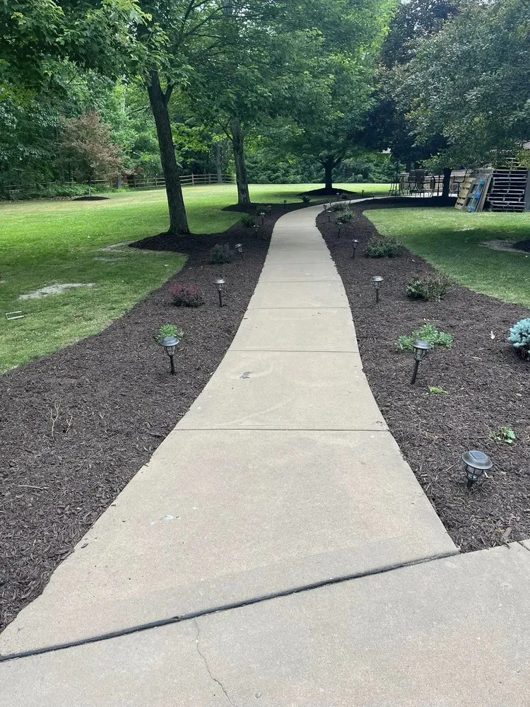 Reliable garden landscaping in Gibsonia, PA by Hepp Landscaping