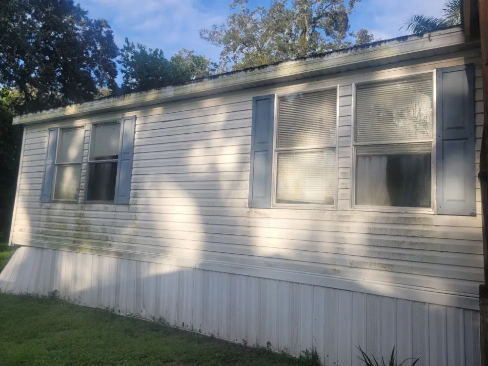 Trusted yard maintenance near you across Lakeland, FL - Her Handywork