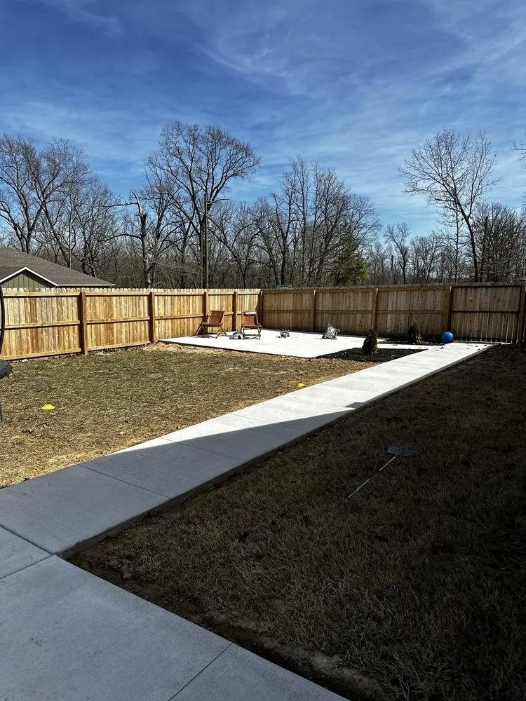 Trusted yard maintenance in Pea Ridge, AR by Hercules Landscaping